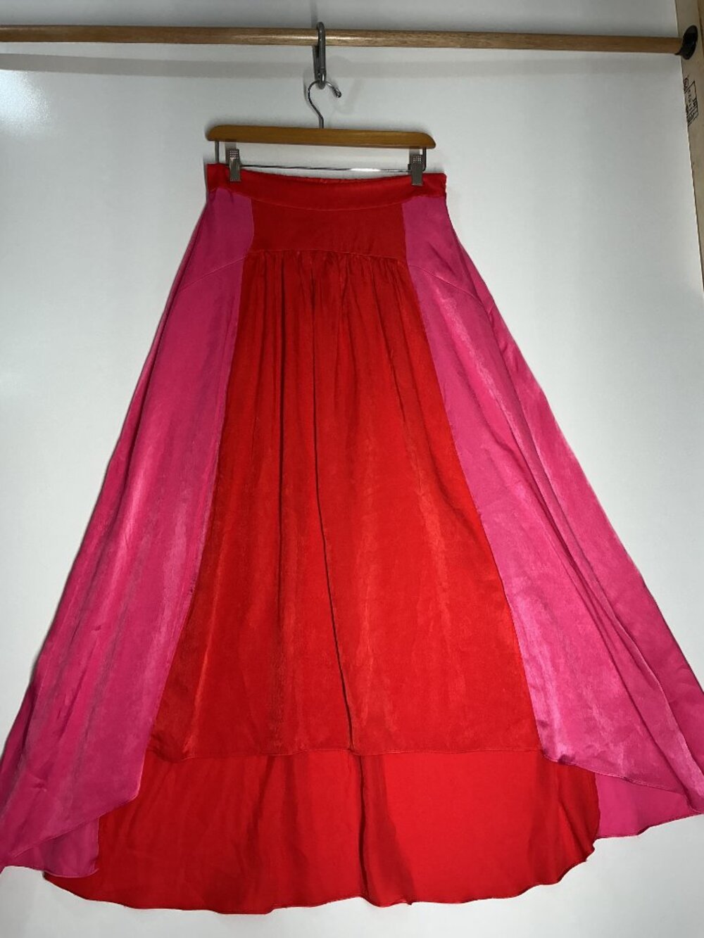 Petal & Pup Lulu M Red Pink Two Piece Maxi Skirt Set Colorblock High Low - Picture 13 of 15